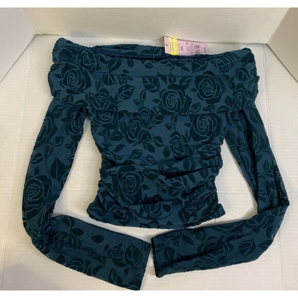 Wild Fable Women's Size XXS Long Sleeve Off The Shoulder Velvet Top Green - Picture 1 of 4